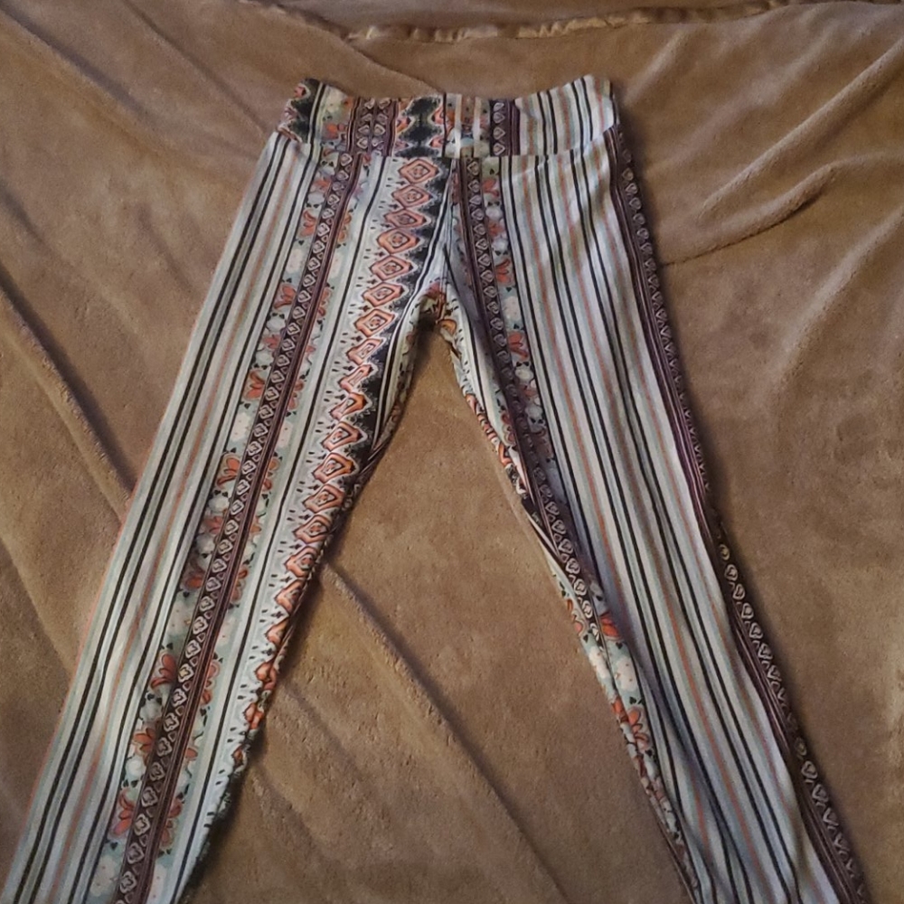 Lularoe tween leggings NWOTO